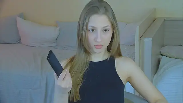 BritneyCruze online show from 03.18.26