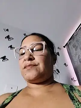 Snapshot of sexy_hot_carol chatting on 07.10.26 sexy hot carol online show from 07.10.26