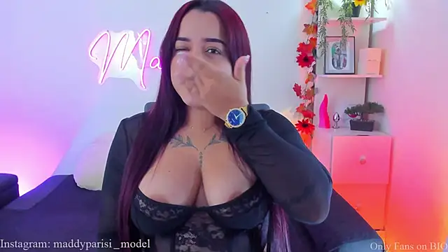 MaddyParisi online show from 04.04.26