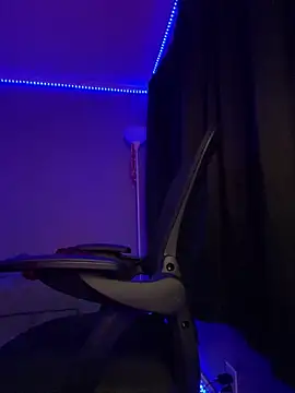 Snapshot of plutomf chatting on 09.24.25 plutomf online show from 09.24.25