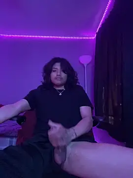 Snapshot of plutomf chatting on 10.13.25 plutomf online show from 10.13.25