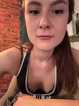 Snapshot of Dina_Tease chatting on 06.14.26 Dina Tease online show from 06.14.26
