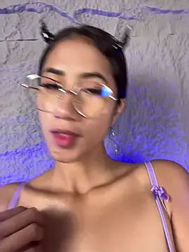 Snapshot of KaitlynLoveCam chatting on 04.23.26 KaitlynLoveCam online show from 04.23.26