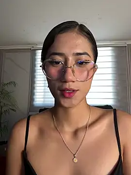 Snapshot of KaitlynLoveCam chatting on 07.22.26 KaitlynLoveCam online show from 07.22.26