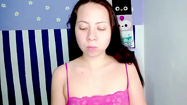 Snapshot of PetiteIvoryQueen19 chatting on 04.24.26 PetiteIvoryQueen19 online show from 04.24.26