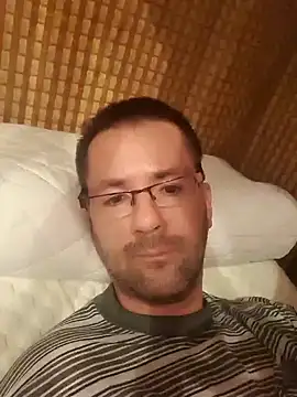 Snapshot of riskybusiness9090 chatting on 12.14.24 riskybusiness9090 online show from 12.14.24