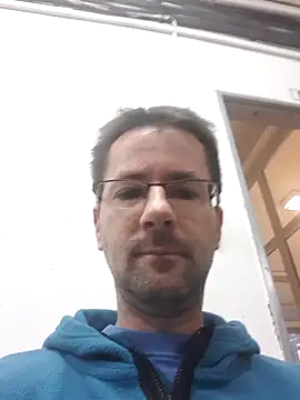 riskybusiness9090 online show from 11.13.25