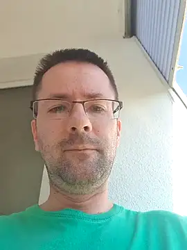 riskybusiness9090 online show from 04.18.26