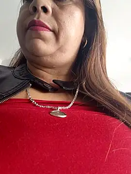 Laura-Hernandez online show from 04.24.26
