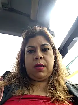 Laura-Hernandez online show from 05.21.26