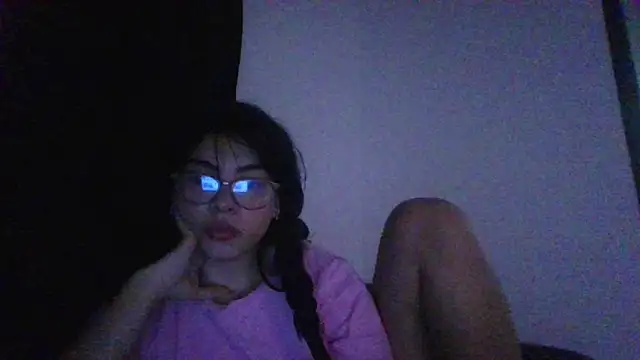 Kiri Cutee online show from 02.07.25