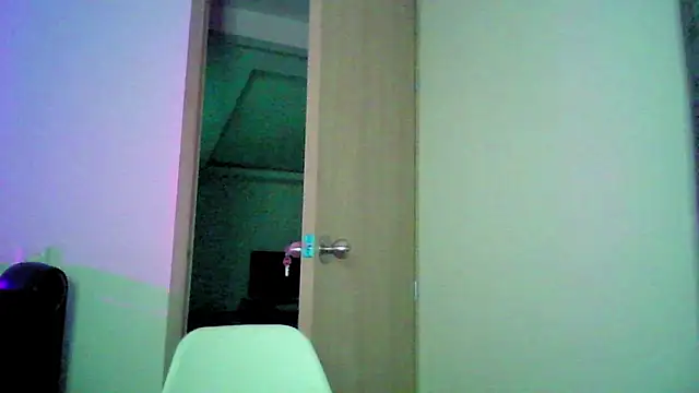 Kiri Cutee online show from 09.17.25