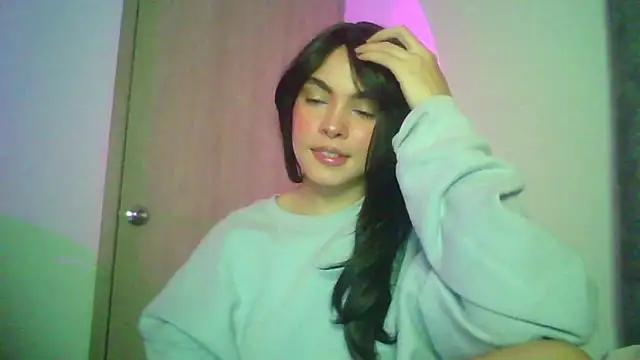 Kiri Cutee online show from 10.10.25