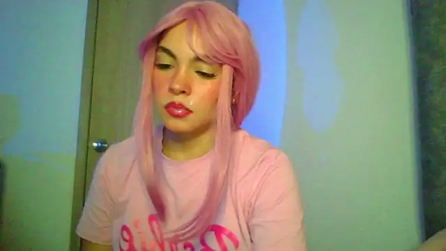 Kiri Cutee online show from 10.16.25