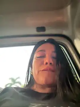 Abril10  online show from 01.11.25