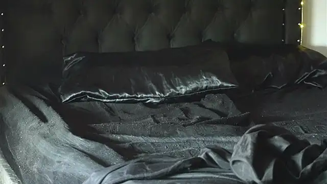 Snapshot of Sexofernandez24 chatting on 02.03.25 Sexofernandez24 online show from 02.03.25