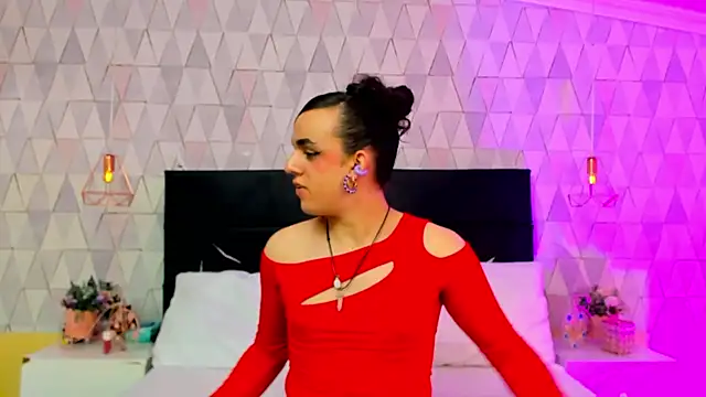 JustinePerry online show from 04.13.26