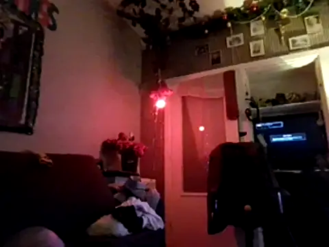 Snapshot of Maikel1981-NL chatting on 01.12.25 Maikel1981-NL online show from 01.12.25