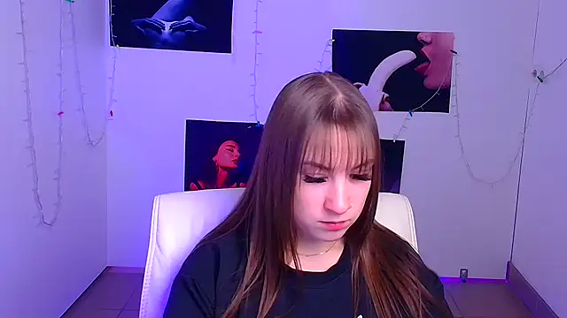 Snapshot of Evelina_GG chatting on 12.10.24 Evelina GG online show from 12.10.24