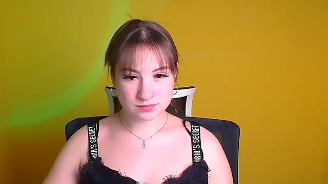 Snapshot of Evelina_GG chatting on 01.05.25 Evelina GG online show from 01.05.25