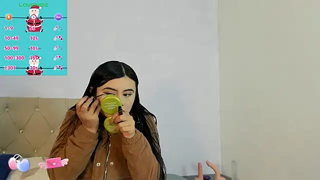 Snapshot of Dulce_amg chatting on 12.15.24 Dulce amg online show from 12.15.24