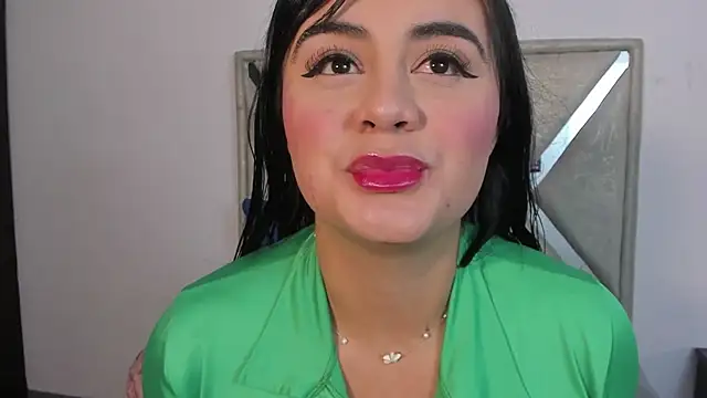 Snapshot of Dulce_amg chatting on 10.10.25 Dulce amg online show from 10.10.25