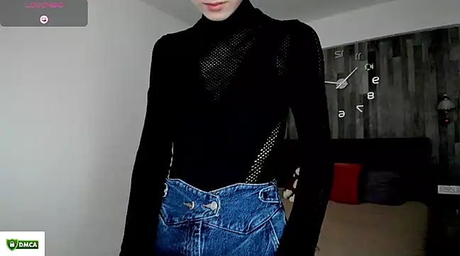 Snapshot of mitimisimi chatting on 01.18.25 mitimisimi online show from 01.18.25