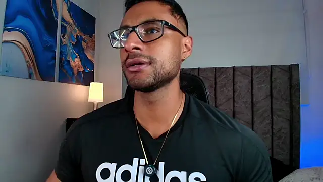 LiamGarcia1 online show from 04.15.26