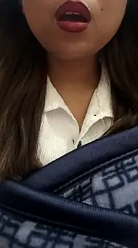 Snapshot of Sajel_000 chatting on 12.27.24 Sajel 000 online show from 12.27.24