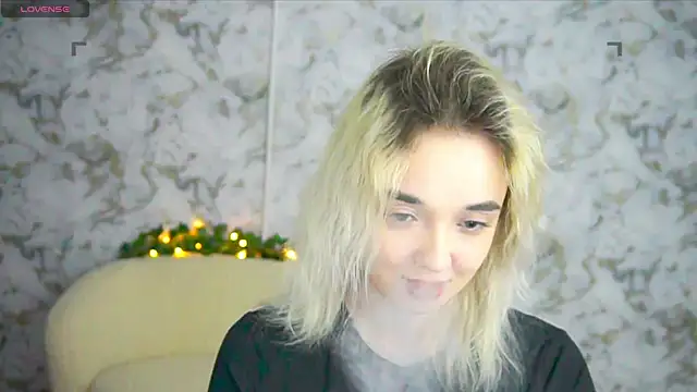 Ashley S online show from 04.17.26