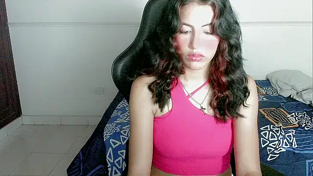 Snapshot of dayanita_hot_ chatting on 02.06.25 dayanita hot online show from 02.06.25