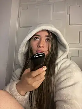 Sophie LS online show from 02.16.25