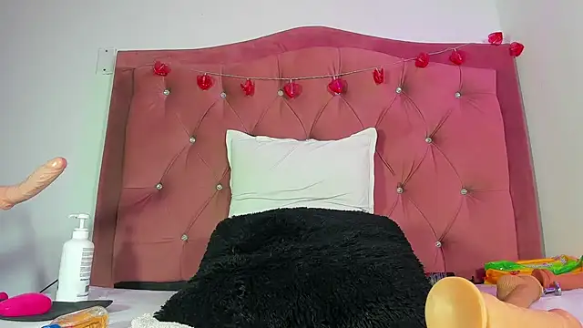 kyliestteel online show from 02.19.25