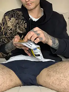 Chicano2k online show from 03.18.25