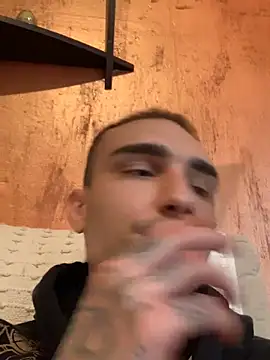 Chicano2k online show from 03.21.25