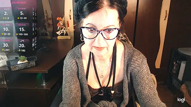 Snapshot of exymilf_ chatting on 02.01.25 exymilf online show from 02.01.25