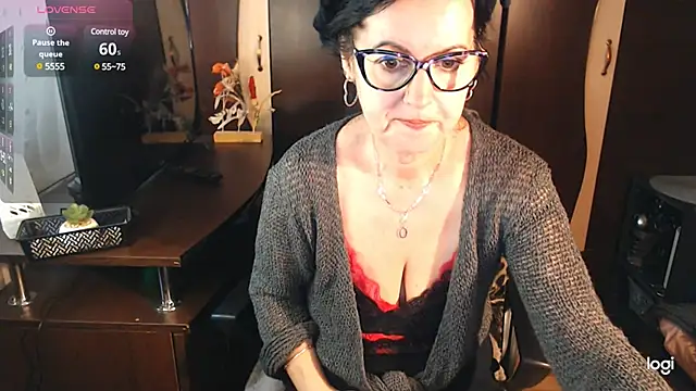 Snapshot of exymilf_ chatting on 02.05.25 exymilf online show from 02.05.25