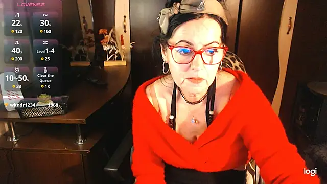 Snapshot of exymilf_ chatting on 02.16.25 exymilf online show from 02.16.25