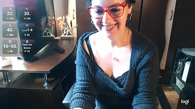 Snapshot of exymilf_ chatting on 02.25.25 exymilf online show from 02.25.25