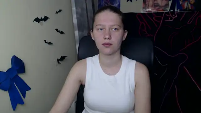 Snapshot of StellaCRL chatting on 04.27.26 StellaCRL online show from 04.27.26