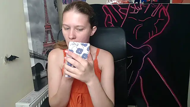 Snapshot of StellaCRL chatting on 05.15.26 StellaCRL online show from 05.15.26