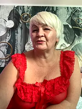 Snapshot of Laura_Millf chatting on 09.26.25 Laura Millf online show from 09.26.25