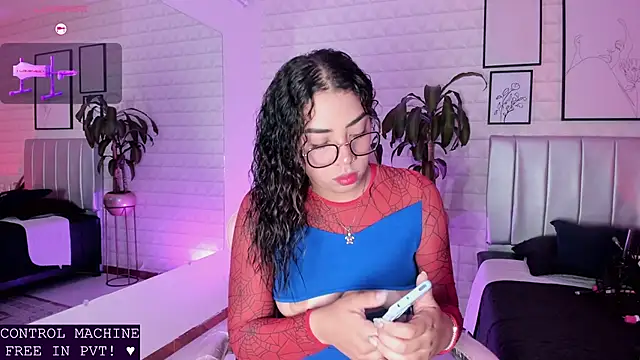 Lizzie-Evans online show from 05.28.26