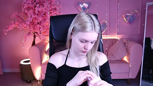 GraceGlamour online show from 02.21.26