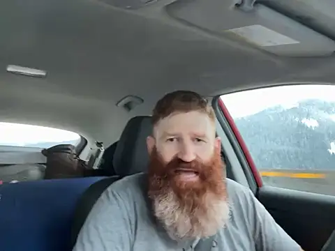 Snapshot of Redfurr69 chatting on 12.12.24 Redfurr69 online show from 12.12.24