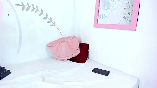 Snapshot of EVAN_XOX chatting on 12.25.24 EVAN XOX online show from 12.25.24