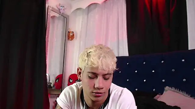 Snapshot of Sexys_Boys_Hot1 chatting on 07.29.26 Sexys Boys Hot1 online show from 07.29.26