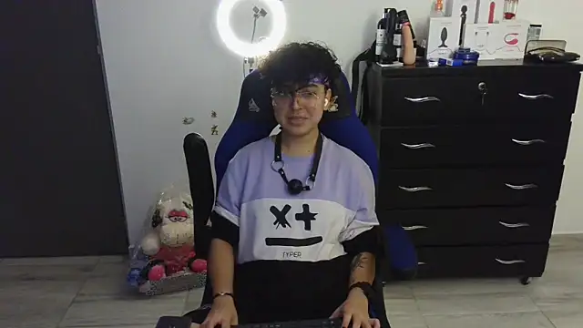 thomascooper7 online show from 02.24.25