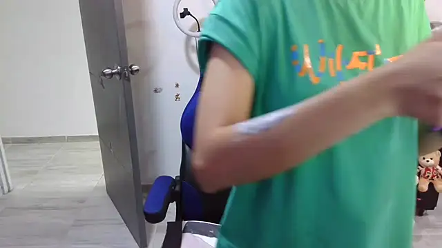 thomascooper7 online show from 09.19.25