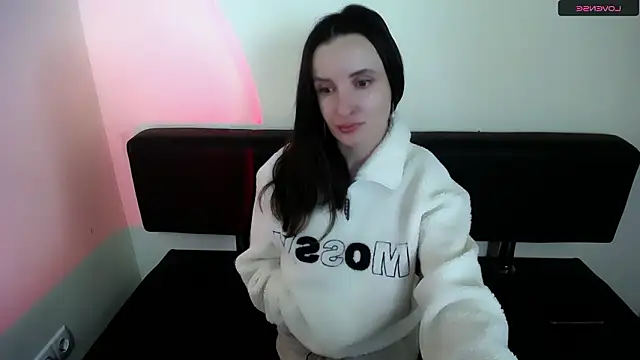 LaimaV  online show from 02.02.26